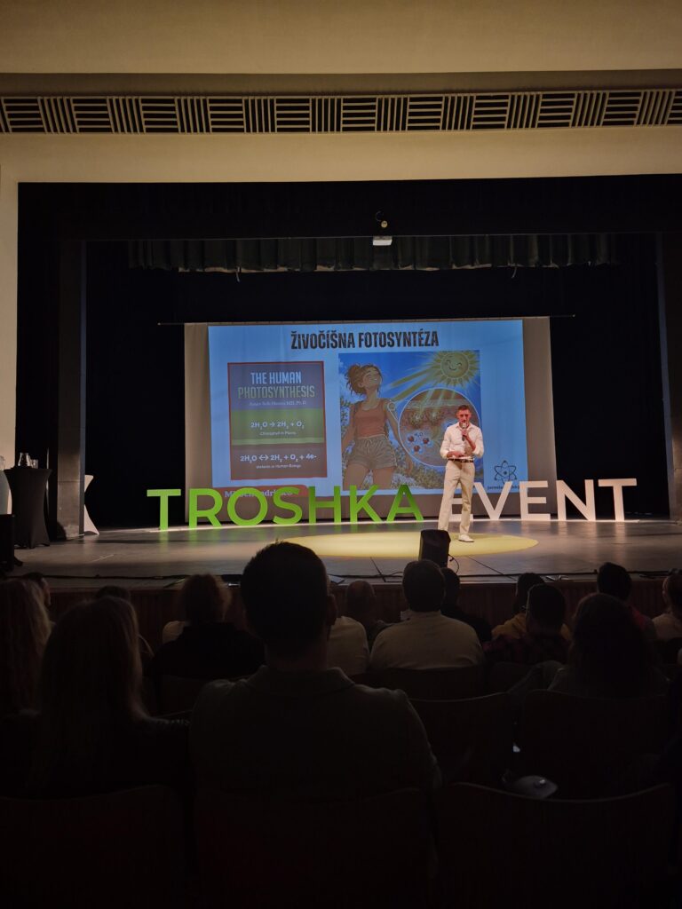 Troshka event 2026 -Jaroslav Lachký prezentácia - melanín ako prvý polymér na&nbsp;Zemi schopný živočíšnej fotosyntézy